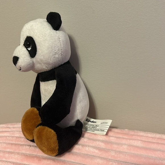 Ferrero Rocher kinder bear - Picture 7 of 9